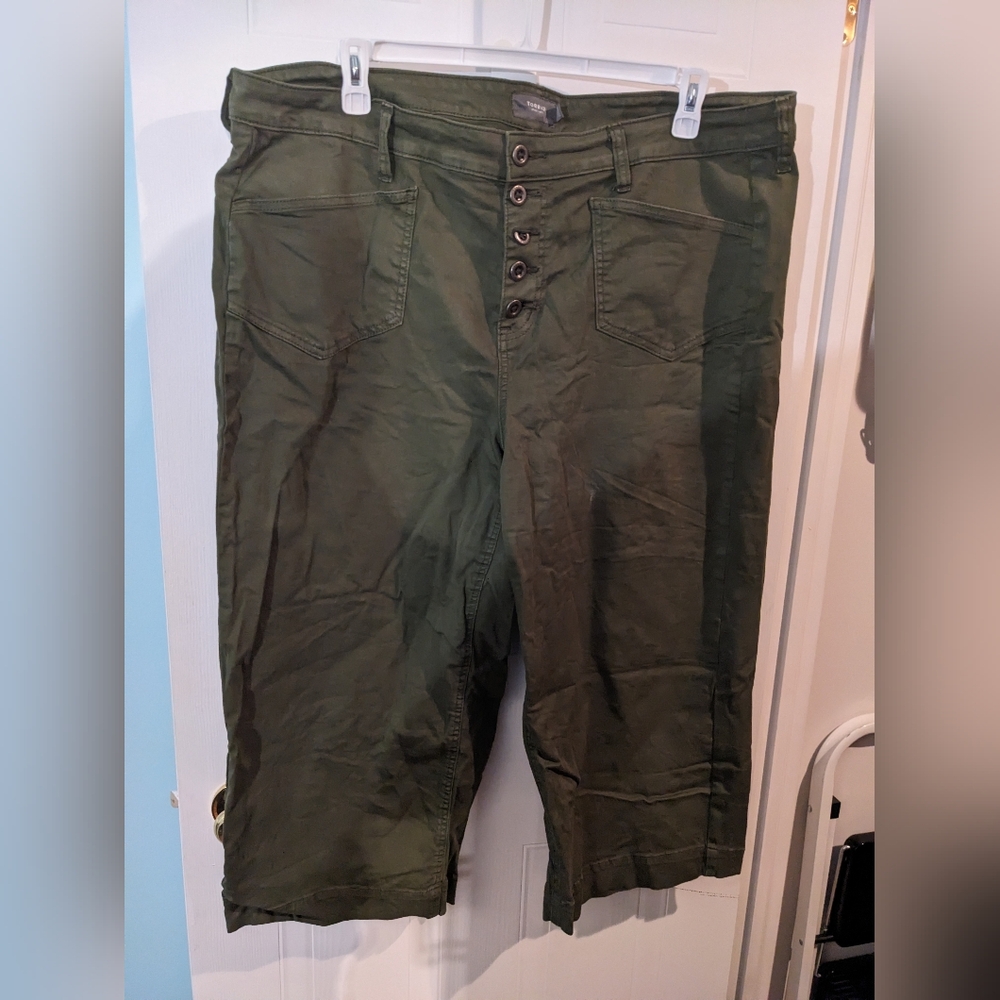Torrid Olive Green Button-Up Cropped Wide Leg Pants